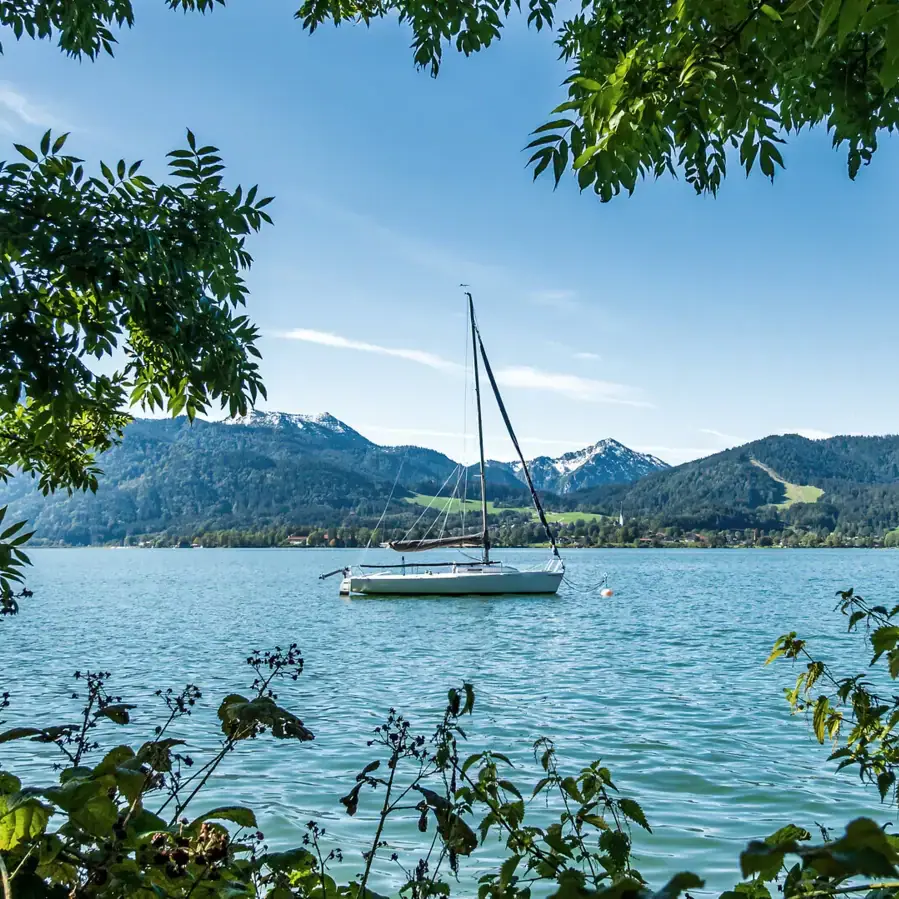Last minute al lago di Tegernsee Barca a vela su un lago